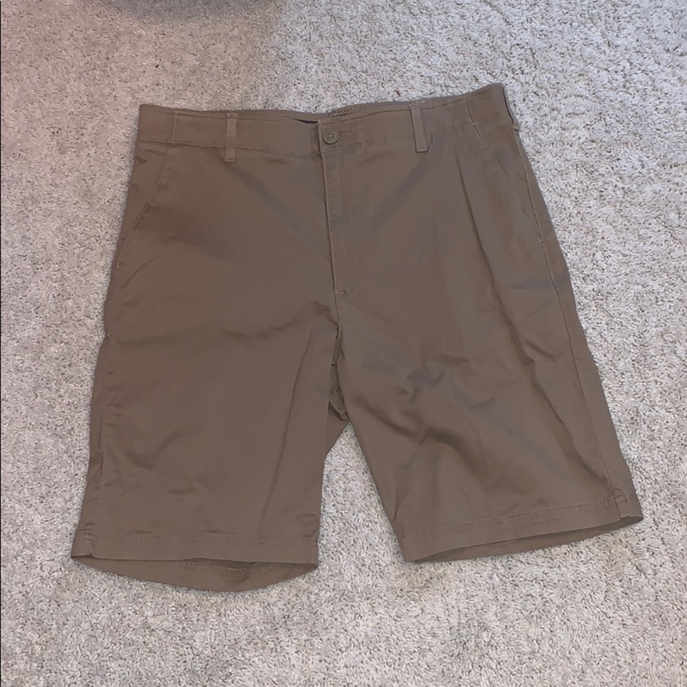 Lee Khaki Shorts